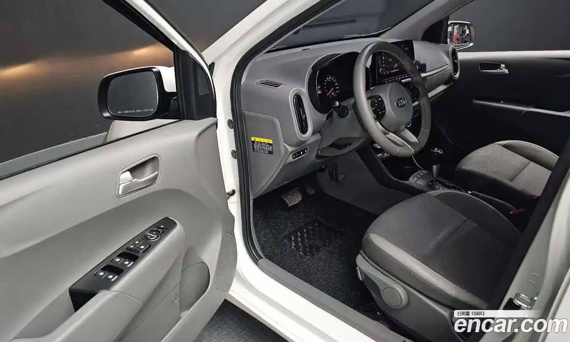 Kia Morning 2020 1.0 Автомат в Москве № 798124, фото 11