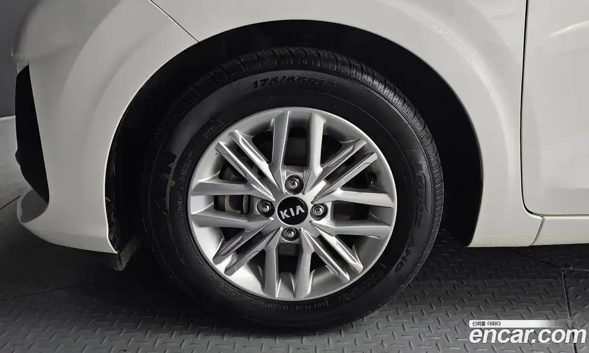 Kia Morning 2020 1.0 Автомат в Москве № 798124, фото 5