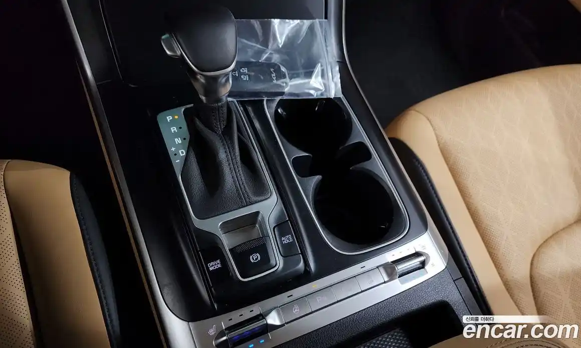 Kia Canival 2022 2.2 Автомат в Москве № 798148, фото 9