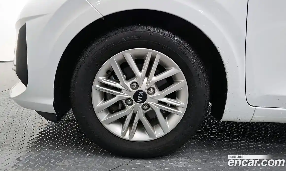 Kia Morning 2020 1.0 Автомат в Москве № 798167, фото 5