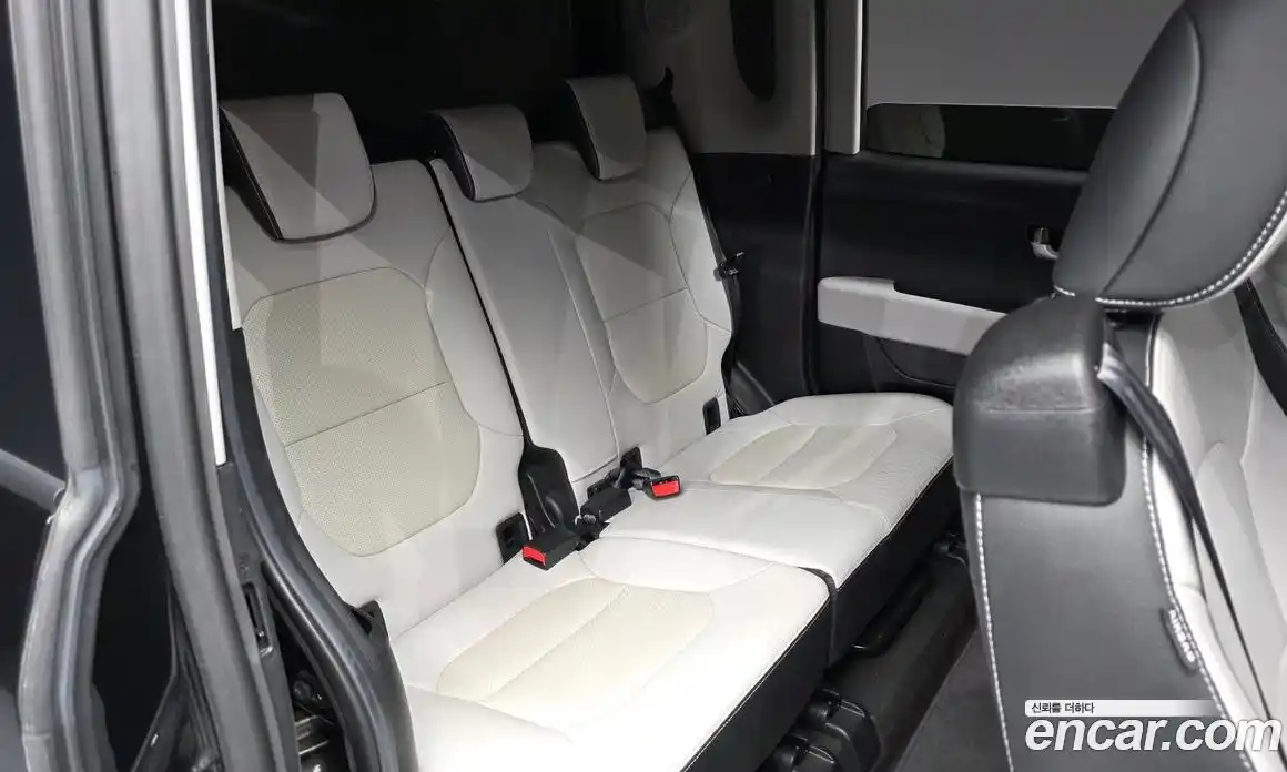 Kia Ray 2023 1.0 Автомат в Москве № 798179, фото 12