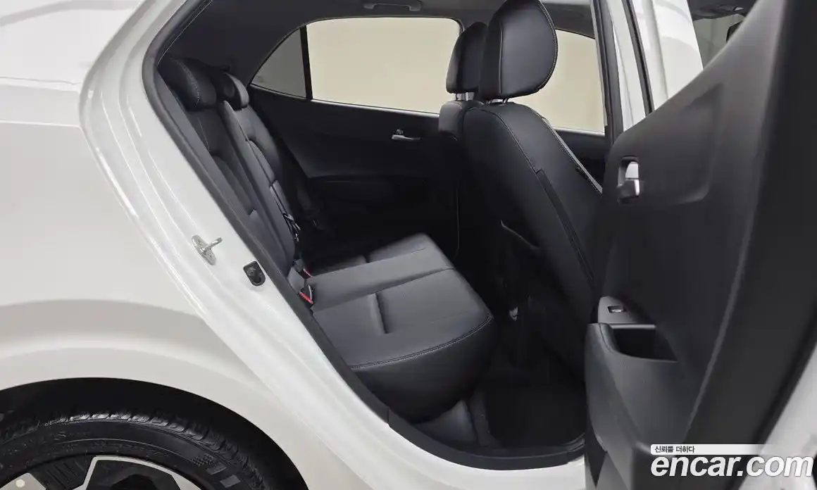 Kia Morning 2023 1.0 Автомат в Москве № 798343, фото 12