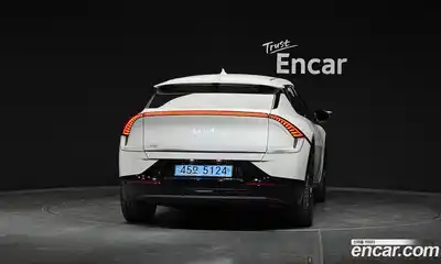 Kia EV6 2023 0.1 Автомат в Москве № 798416, миниатюра 3