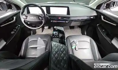 Kia EV6 2023 0.1 Автомат в Москве № 798416, миниатюра 6