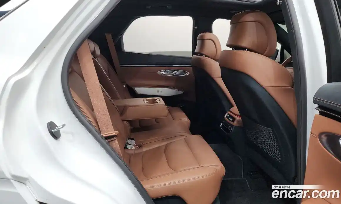 Genesis GV70 2021 2.5 Автомат в Москве № 798758, фото 12