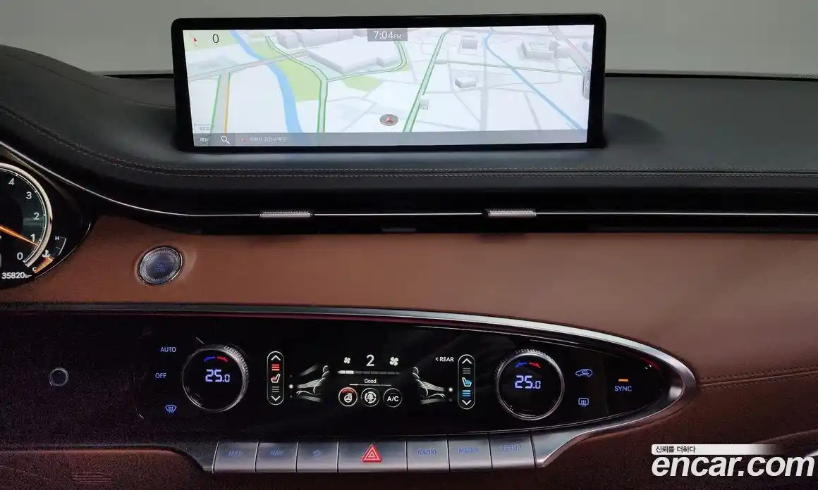 Genesis GV70 2021 2.5 Автомат в Москве № 798758, фото 14