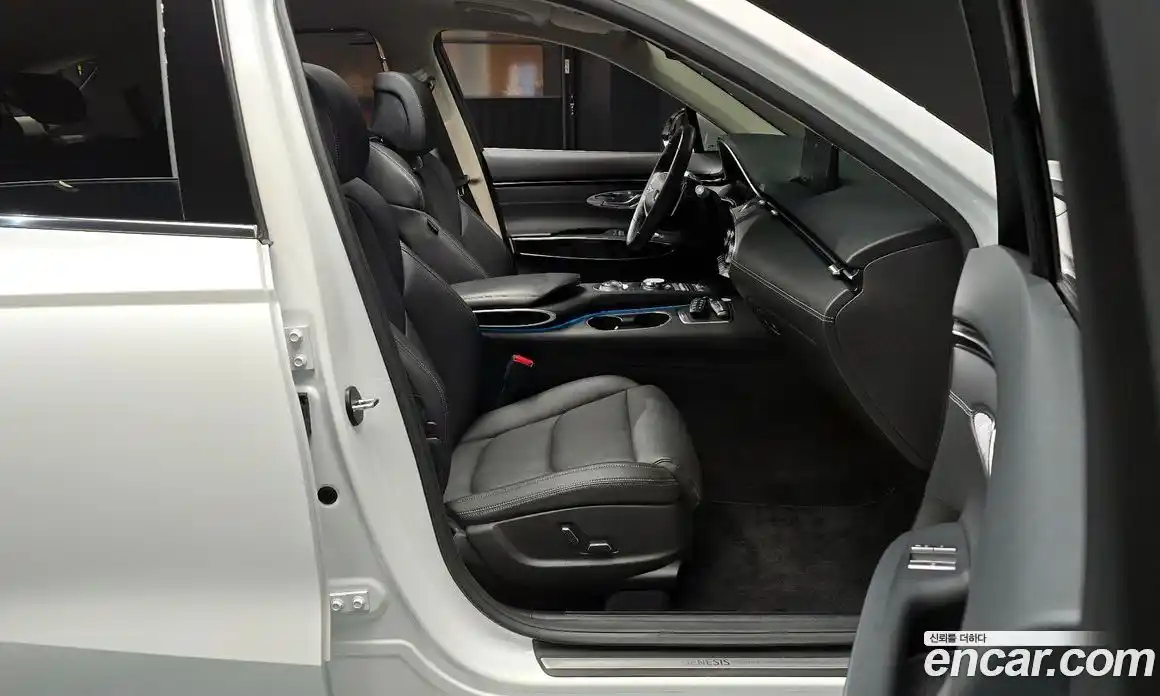 Genesis GV70 2023 2.5 Автомат в Москве № 798851, фото 11