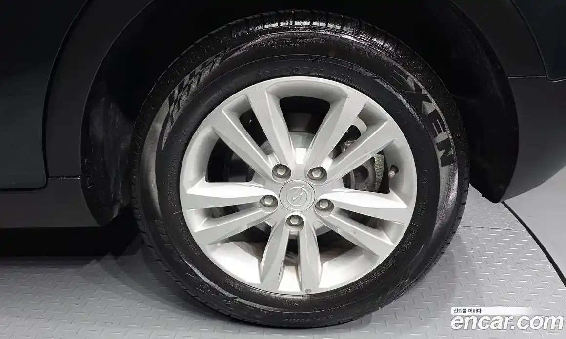 SsangYong TIBOLI 2018 1.6 Автомат в Москве № 799002, фото 5