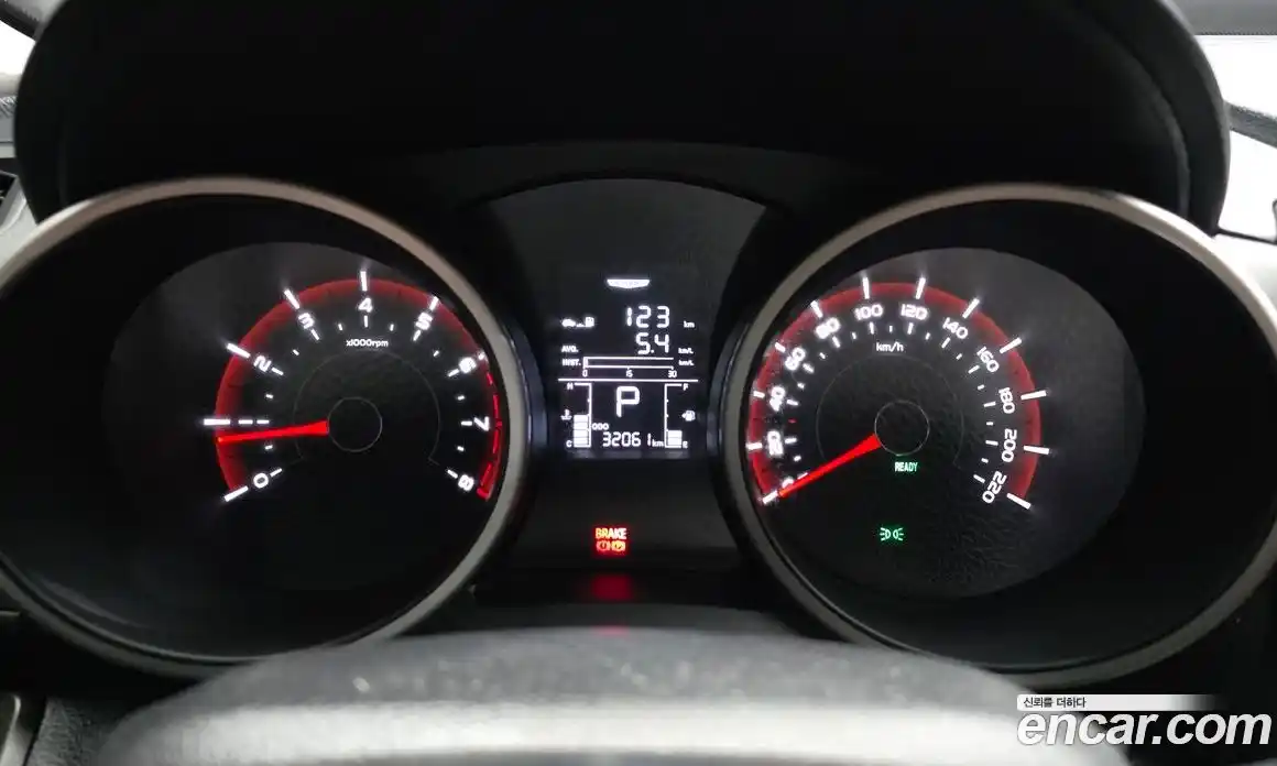 SsangYong TIBOLI 2018 1.6 Автомат в Москве № 799002, фото 8