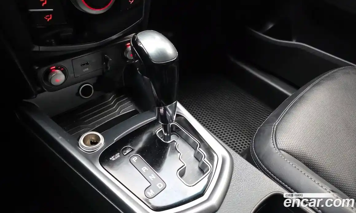 SsangYong TIBOLI 2018 1.6 Автомат в Москве № 799002, фото 9