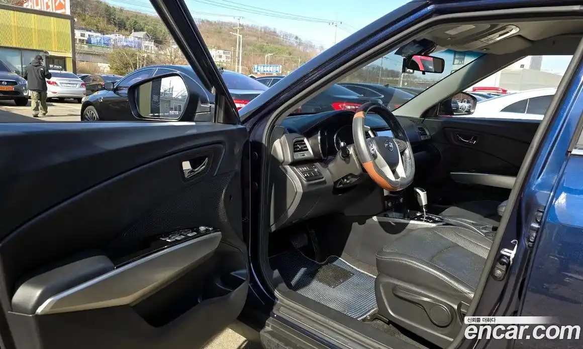 SsangYong TIBOLI 2015 1.6 Автомат в Москве № 799064, фото 11