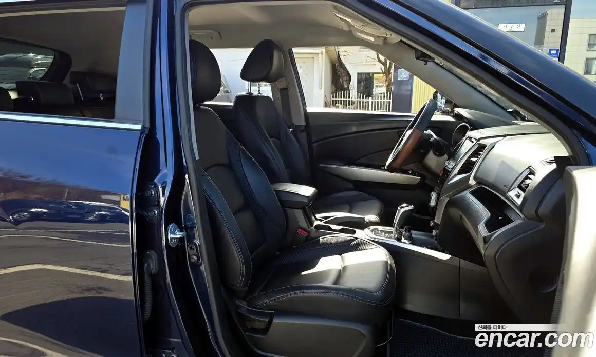 SsangYong TIBOLI 2015 1.6 Автомат в Москве № 799064, фото 10