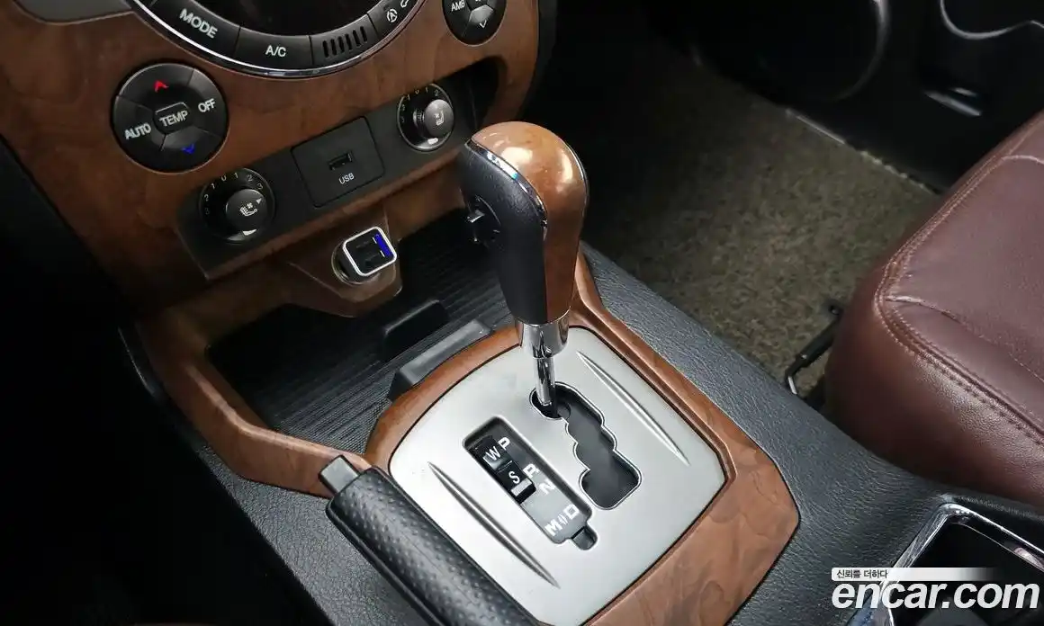 SsangYong Rexton 2017 2.2 Автомат в Москве № 799195, фото 9