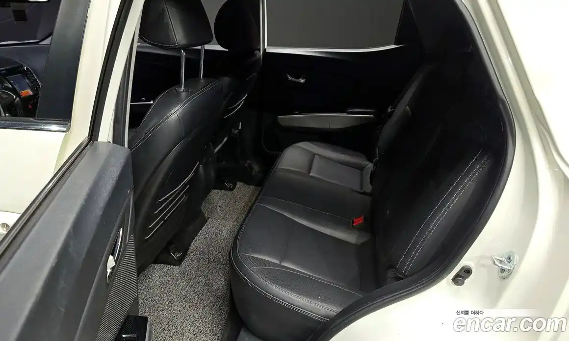 SsangYong TIBOLI 2015 1.6 Автомат в Москве № 799264, фото 12