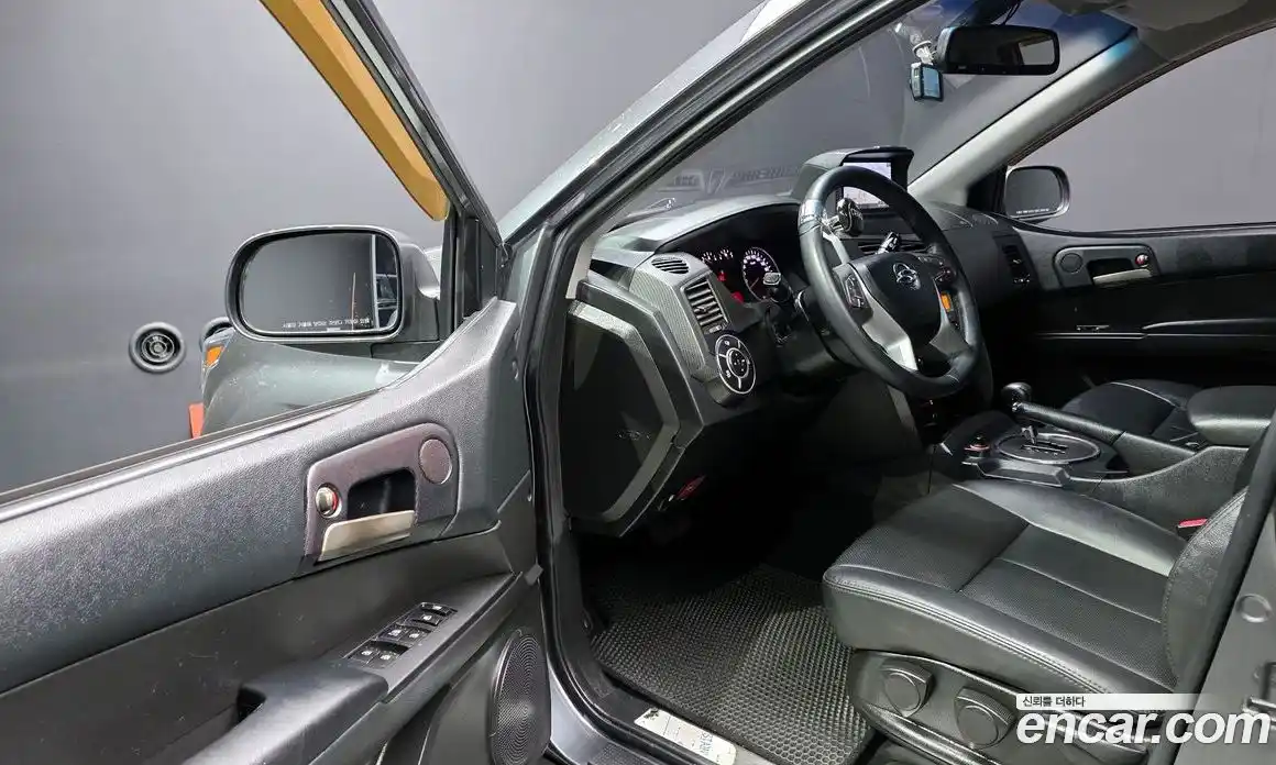 SsangYong Korando 2015 2.0 Автомат в Москве № 799318, фото 11