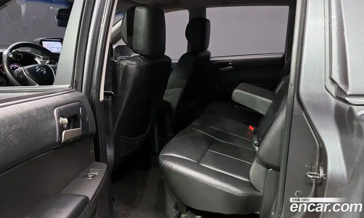 SsangYong Korando 2015 2.0 Автомат в Москве № 799318, фото 12