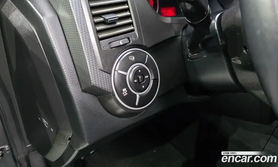 SsangYong Korando 2015 2.0 Автомат в Москве № 799318, фото 17