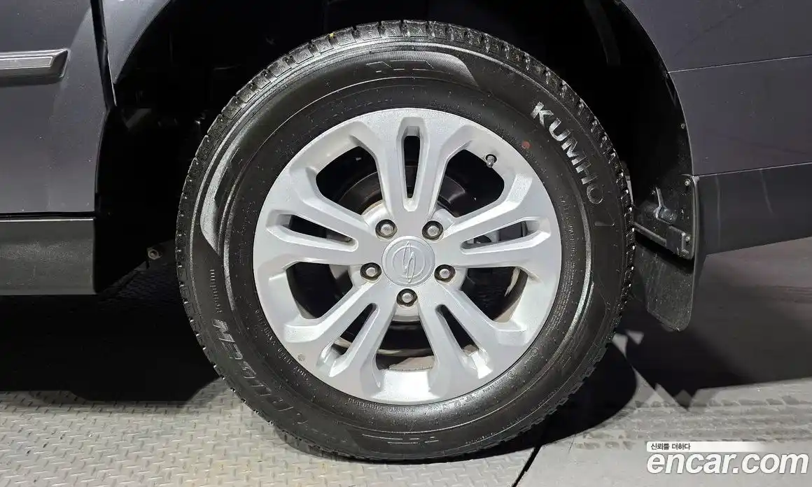 SsangYong Korando 2015 2.0 Автомат в Москве № 799318, фото 5