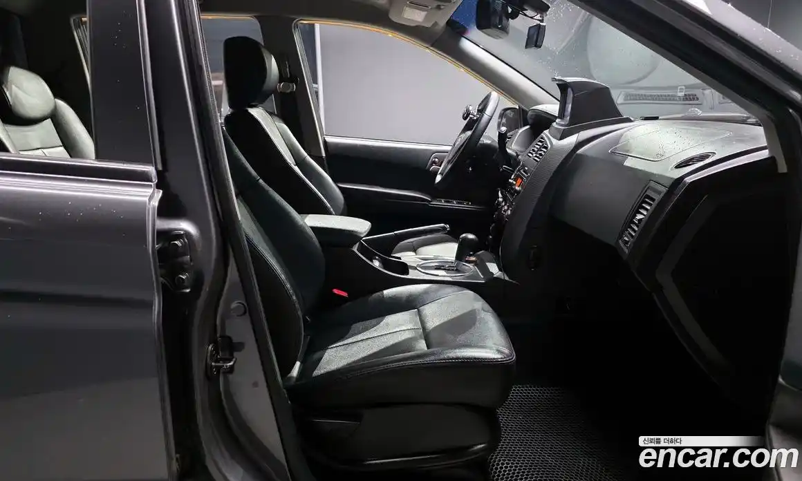 SsangYong Korando 2015 2.0 Автомат в Москве № 799318, фото 10