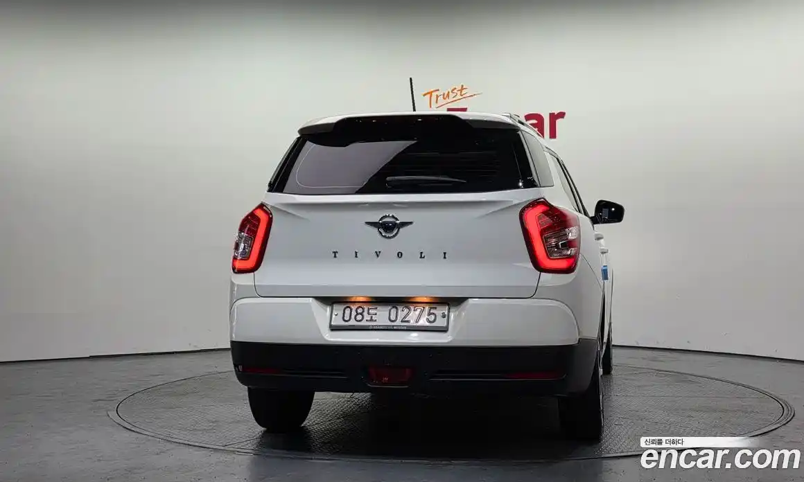 SsangYong TIBOLI 2016 1.6 Автомат в Москве № 799333, фото 4