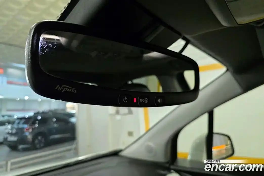 Chevrolet Trax 2017 1.6 Автомат в Москве № 799491, фото 17