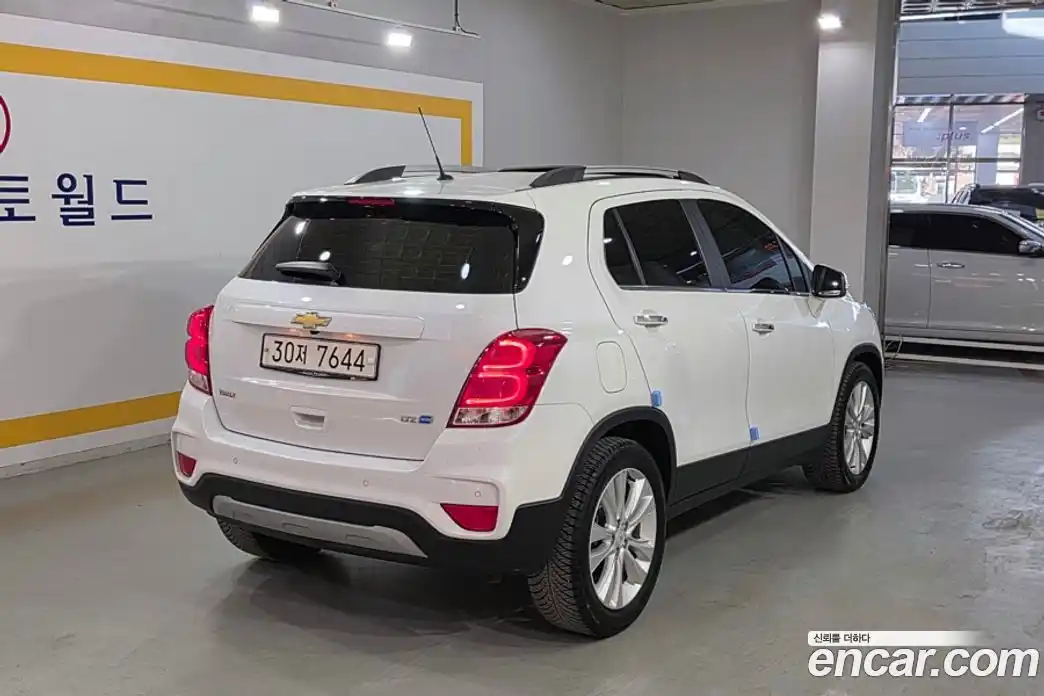 Chevrolet Trax 2017 1.6 Автомат в Москве № 799491, фото 2