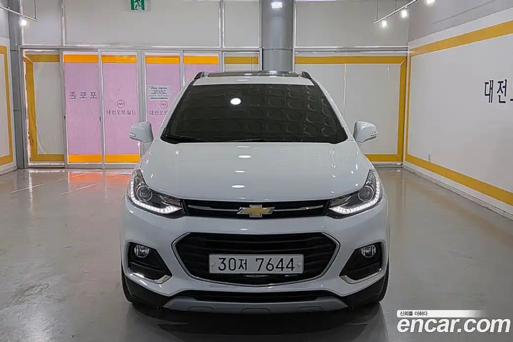 Chevrolet Trax 2017 1.6 Автомат в Москве № 799491, фото 3