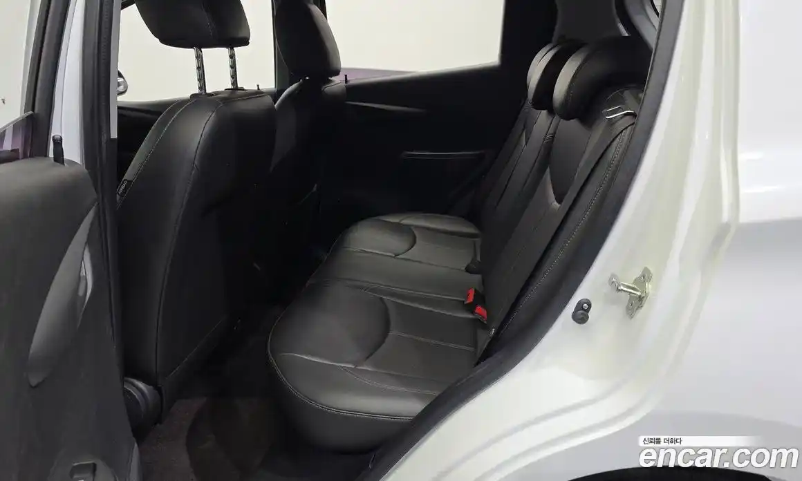 Chevrolet Spark 2016 1.0 Автомат в Москве № 799658, фото 11