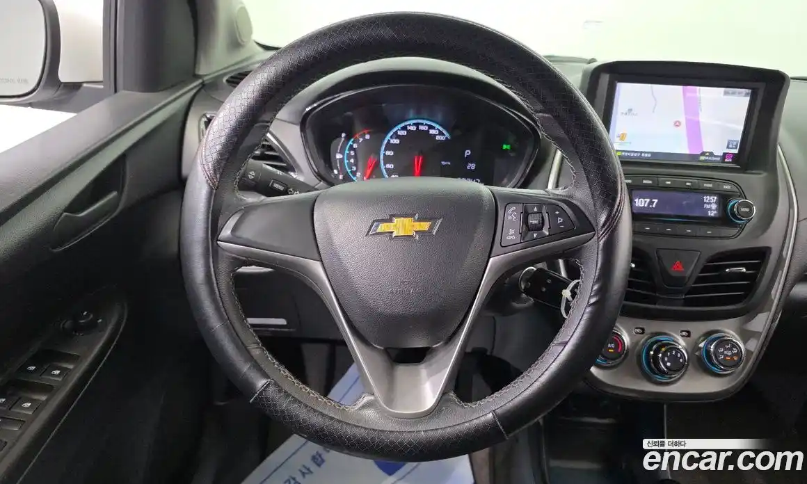 Chevrolet Spark 2016 1.0 Автомат в Москве № 799658, фото 14
