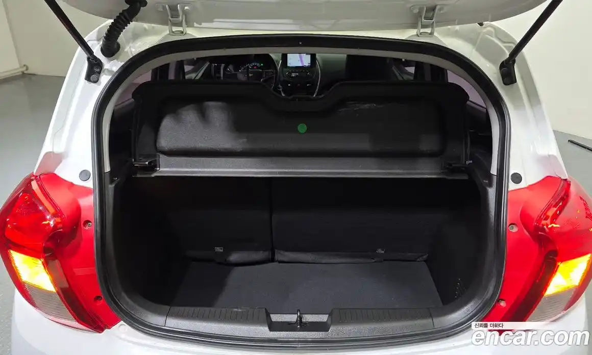 Chevrolet Spark 2016 1.0 Автомат в Москве № 799658, фото 20