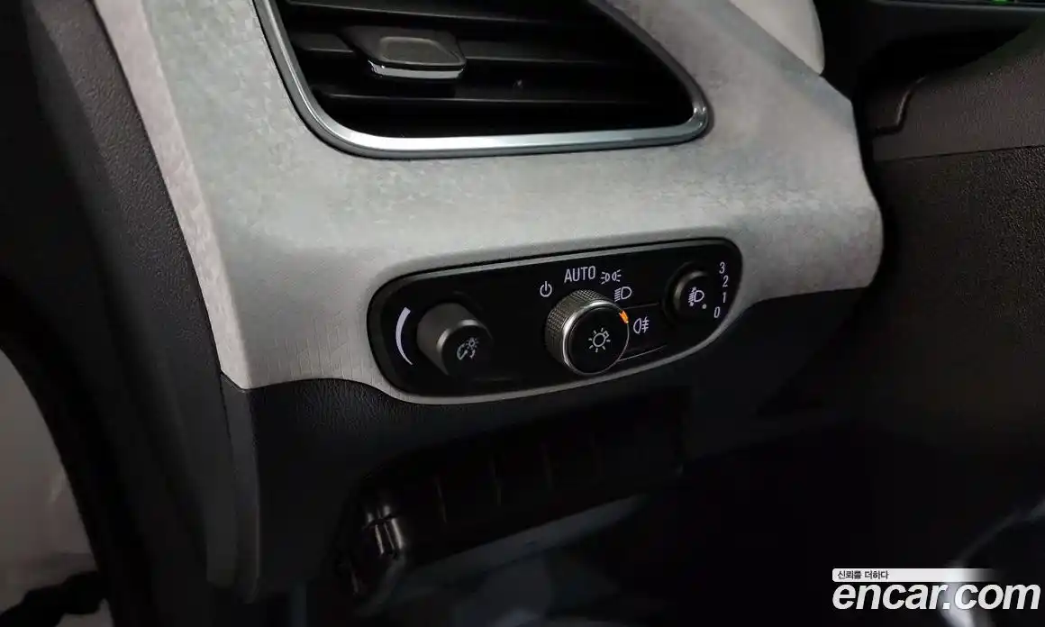 Chevrolet Bolt EV 2019 0.2 Автомат в Москве № 799737, фото 13