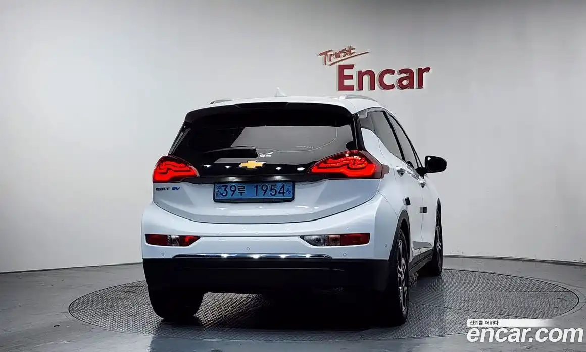 Chevrolet Bolt EV 2019 0.2 Автомат в Москве № 799737, фото 3