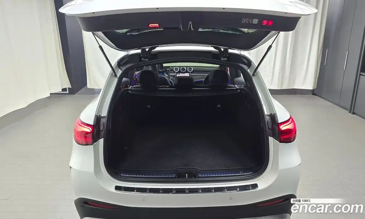 Mercedes-Benz GLC-Class 2025 2.0 Автомат в Москве № 800603, фото 20