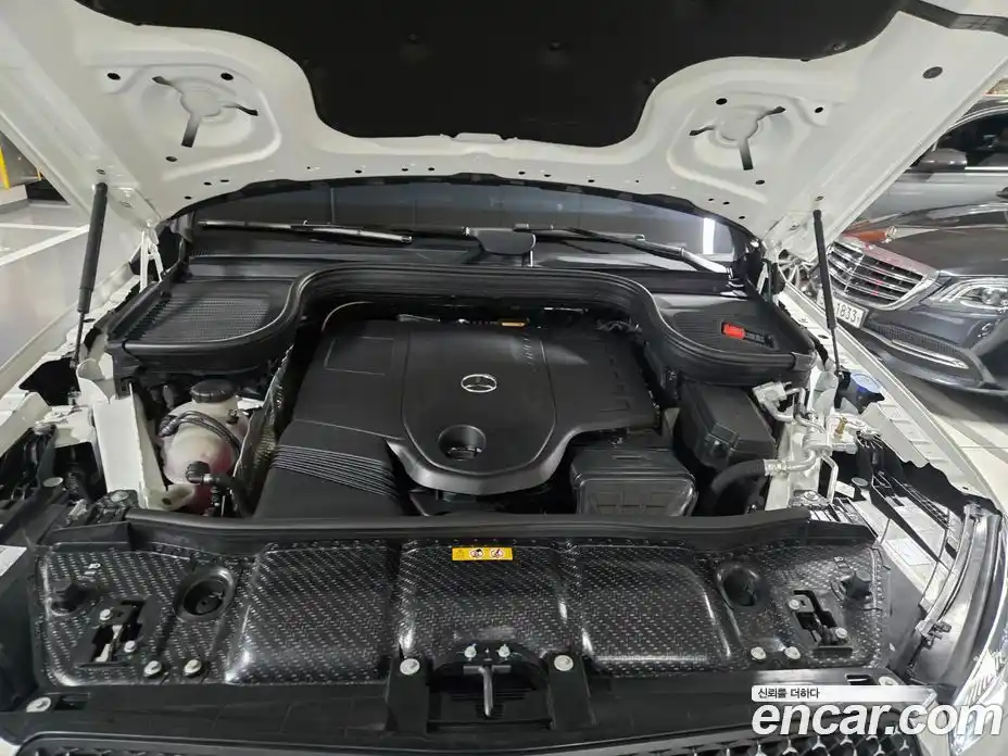 Mercedes-Benz GLE-Class 2025 3.0 Автомат в Москве № 800656, фото 16