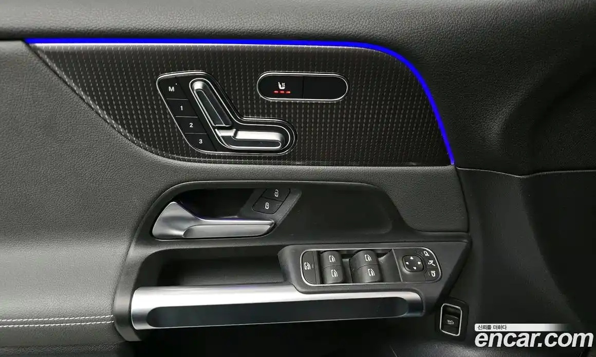 Mercedes-Benz EQB 2024 0.2 Автомат в Москве № 800694, фото 18