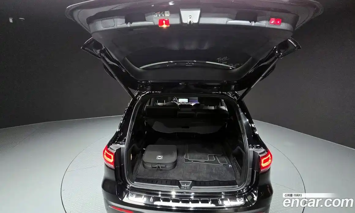 Mercedes-Benz EQB 2024 0.2 Автомат в Москве № 800694, фото 20