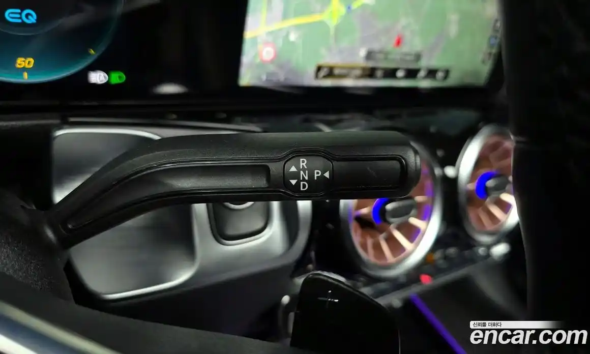 Mercedes-Benz EQB 2024 0.2 Автомат в Москве № 800694, фото 9