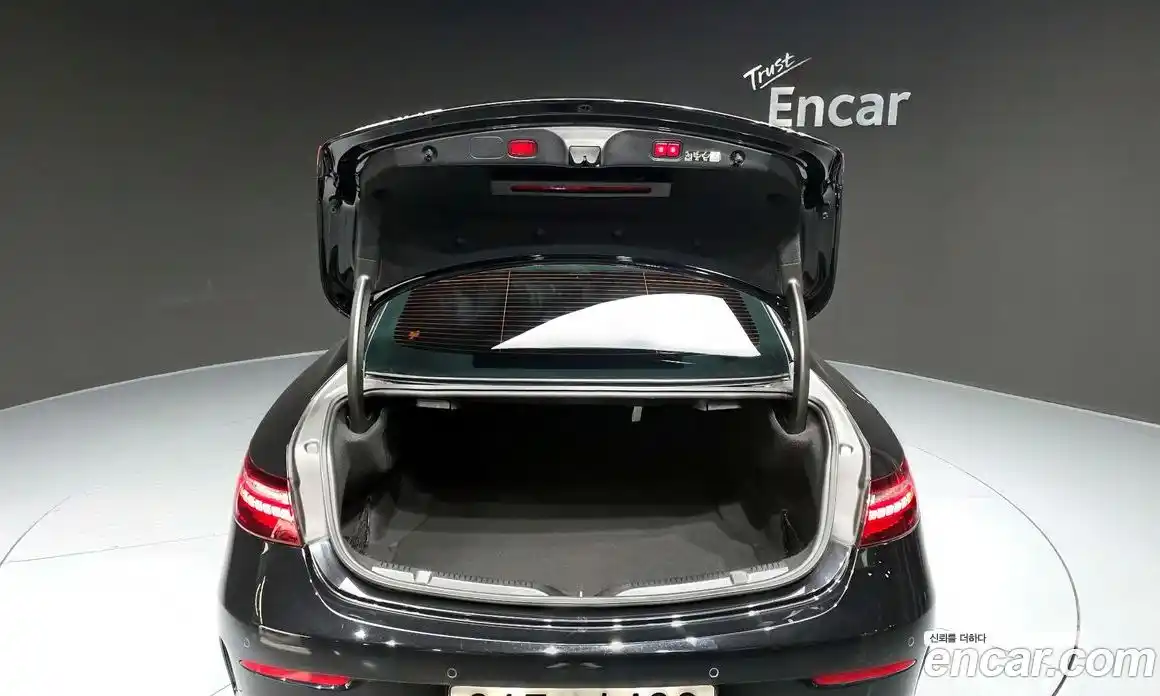 Mercedes-Benz E-Class 2022 3.0 Автомат в Москве № 800860, фото 20