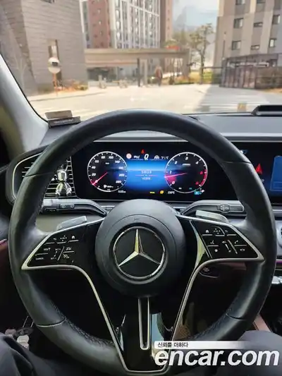 Mercedes-Benz GLE-Class 2024 2.0 Автомат в Москве № 800987, миниатюра 6