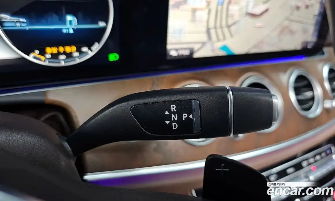 Mercedes-Benz E-Class 2019 2.0 Автомат в Москве № 801045, фото 9