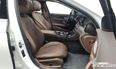 Mercedes-Benz E-Class 2019 2.0 Автомат в Москве № 801045, миниатюра 10