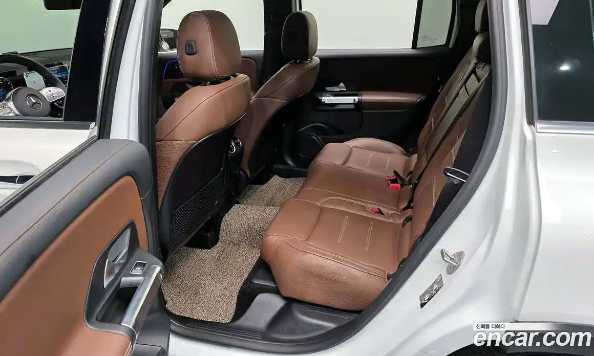 Mercedes-Benz GLB-Class 2021 2.0 Автомат в Москве № 801073, фото 12