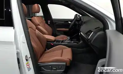 Audi Q5 2024 2.0 Автомат в Москве № 801328, миниатюра 11