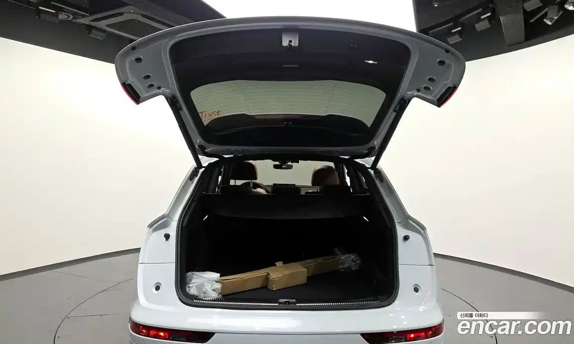 Audi Q5 2024 2.0 Автомат в Москве № 801328, фото 20