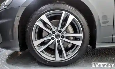 Audi A6 2022 2.0 Автомат в Москве № 801346, миниатюра 5