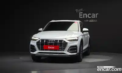 Audi Q5 2023 2.0 Автомат в Москве № 801347, миниатюра 3