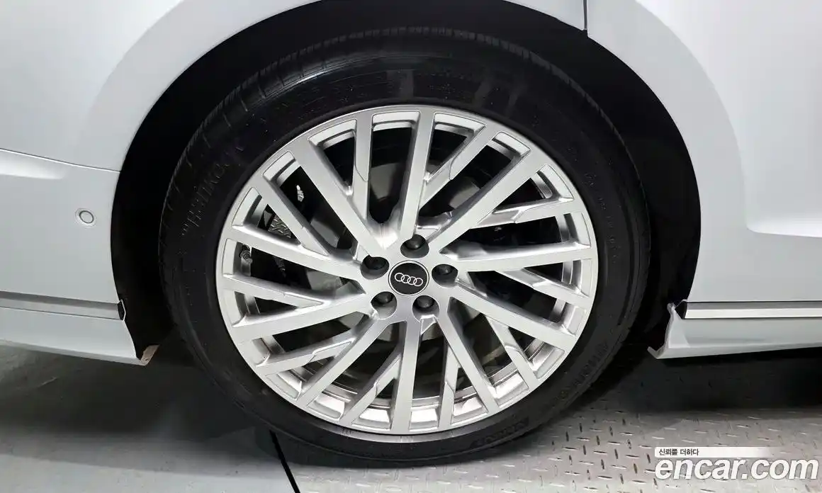 Audi A8 2021 3.0 Автомат в Москве № 801722, фото 5