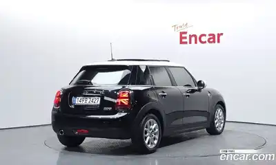 Mini Cooper 2020 1.5 Автомат в Москве № 802304, миниатюра 2