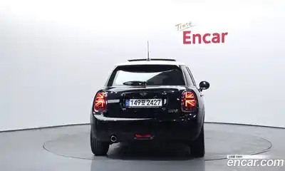 Mini Cooper 2020 1.5 Автомат в Москве № 802304, миниатюра 4
