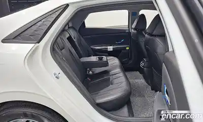 Hyundai Avante 2025 1.6 Автомат в Москве № 813489, миниатюра 11